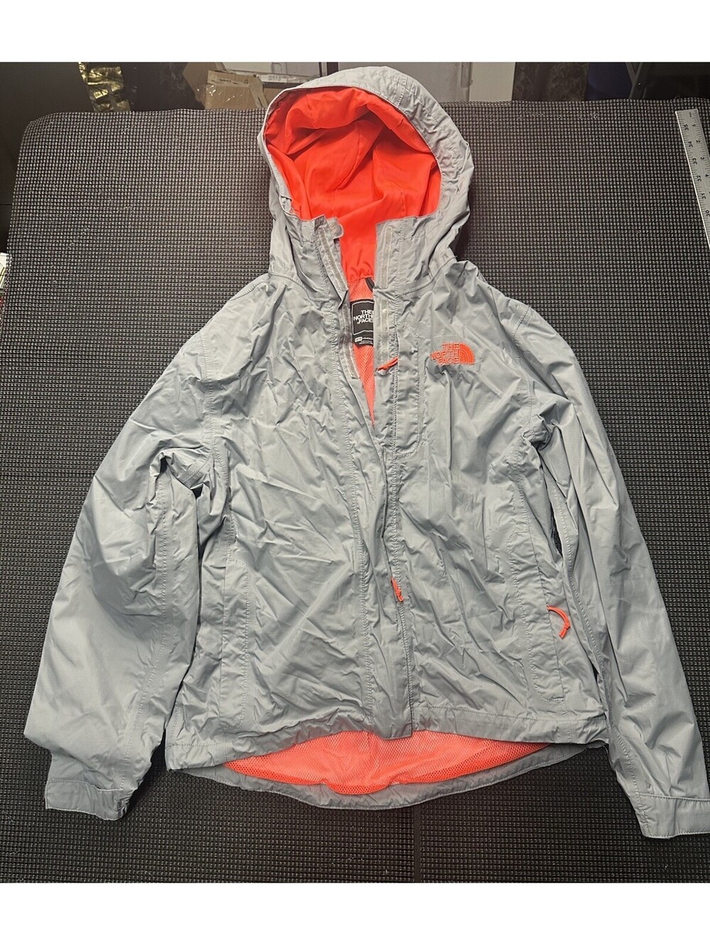 The North Face HyVent Womens XS Gray Hooded Lightweight Rain Shell Jacket